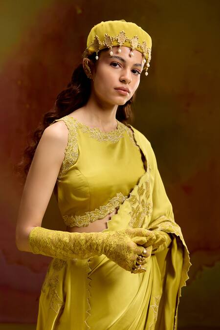 Kavitha Gutta_Green Satin Zari, Embroidery Round Neck Mehandi Saree And Blouse Set _at_Aza_Fashions