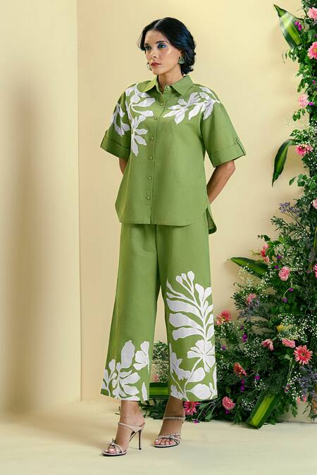 Buy Origani Green Linen Embroidery, Applique Collared Blend Shirt Online at Aza Fashions Buy_Origani_Green Linen Embroidery, Applique Collared Blend Shirt _Online_at_Aza_Fashions