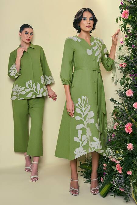 Buy_Origani_Green Linen Embroidery, Chains Collared Chanderi Silk Applique Shirt And Pant Set _Online_at_Aza_Fashions
