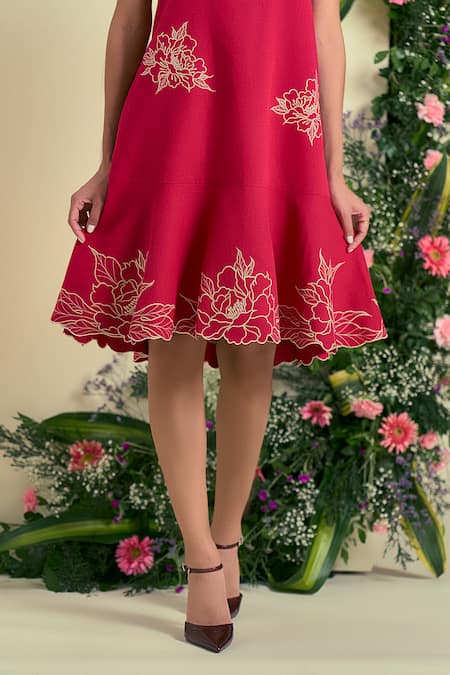 Buy_Origani_Red Linen Embroidery Round Neck Thread Dress 