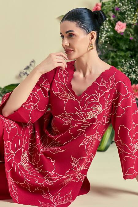 Shop_Origani_Red Linen Embroidery V-neck Thread Kurta _Online_at_Aza_Fashions