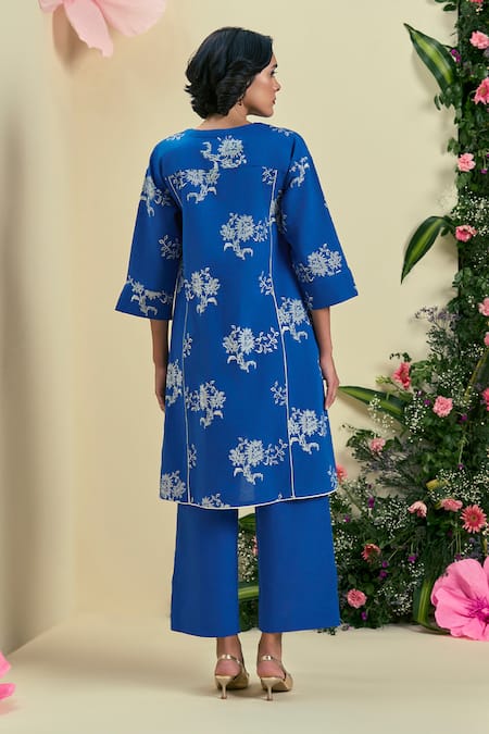 Origani Blue Thread Embroidered Tunic & Pant Set 