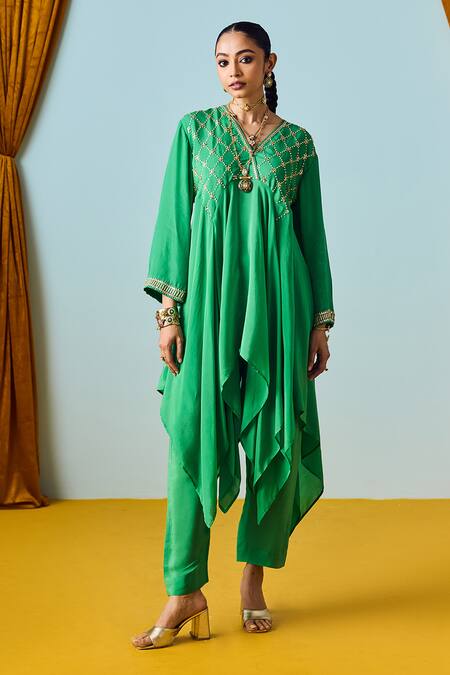 Prahnaaya Green Crepe, Silk Beads, Sequins Round Neck Asymmetric Kurta Set Online at Aza Fashions Prahnaaya_Green Crepe, Silk Beads, Sequins Round Neck Asymmetric Kurta Set _Online_at_Aza_Fashions