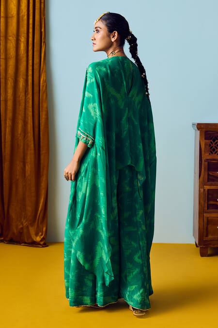 Buy Prahnaaya Green Silk, Crepe Beads, Embroidery, Sequins, Sea Hand-embroidered Kaftan Set Online at Aza Fashions Buy_Prahnaaya_Green Silk, Crepe Beads, Embroidery, Sequins, Sea Hand-embroidered Kaftan Set _Online_at_Aza_Fashions