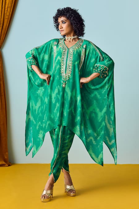 Prahnaaya Green Crepe, Silk Sequins, Beads Round Sea Hand-embroidered Tunic And Pant Set 