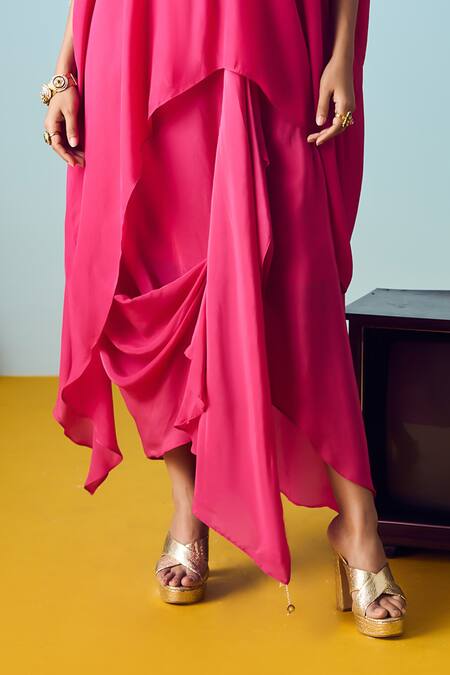 Prahnaaya_Pink Crepe, Silk Beads, Pearls, Sequins Round Neck Maia Anti-fit Tunic Set _Online_at_Aza_Fashions