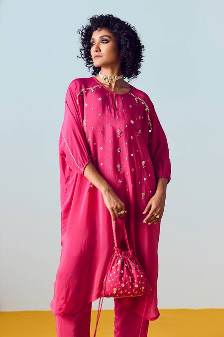 Shop_Prahnaaya_Pink Crepe, Silk Beads, Sequins, Pearls Round Neck Hand-embroidered Kurta Set _Online_at_Aza_Fashions