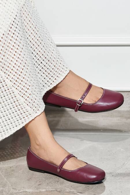 Tiesta Maroon Custom Ballerinas Online at Aza Fashions Tiesta_Maroon Custom Ballerinas _Online_at_Aza_Fashions