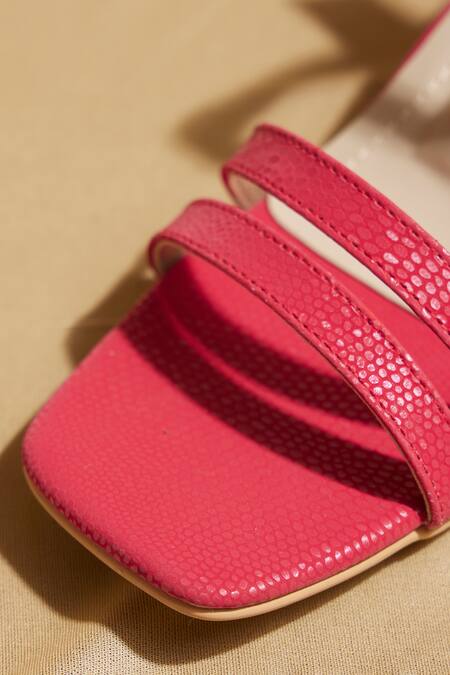 Buy Tiesta Red Strappy Block Heels Online at Aza Fashions Buy_Tiesta_Red Strappy Block Heels _Online_at_Aza_Fashions