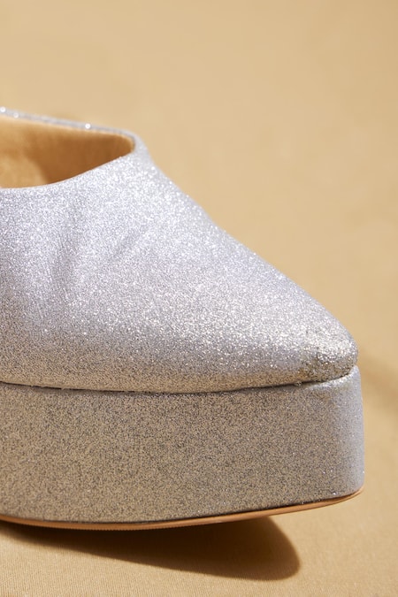 Shop_Tiesta_Silver Glitter Pointed Toe Platform Pumps _Online_at_Aza_Fashions