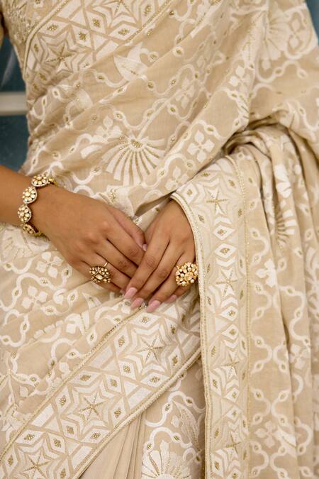 Buy_SHASHA GABA_Gold Tissue Embroidery V-neck Honey Drop Hand Embellished Saree Set 