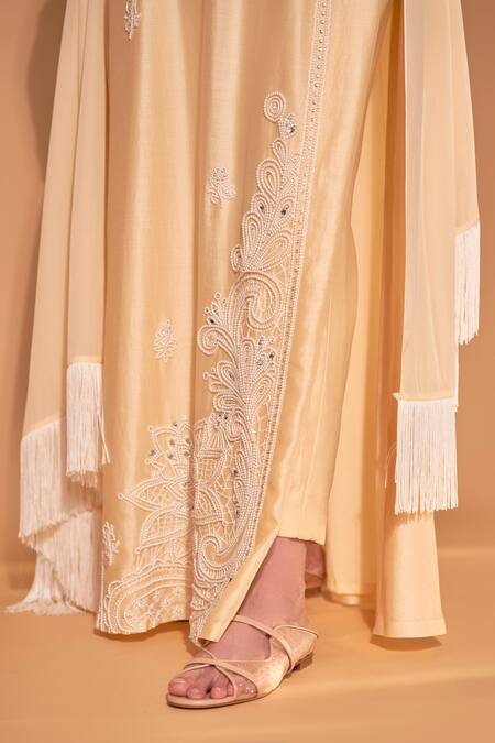 Buy_Ohaila Khan_Yellow Chanderi Pearls, Crystals Round Neck Butter Hand Embroidered Kaftan Set _Online_at_Aza_Fashions