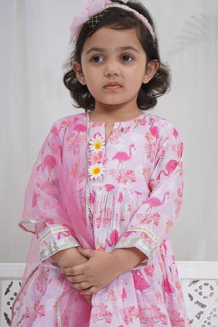 Buy Little Bansi Pink Muslin Fabric Flowers, Zari Printed Kurta Set Online at Aza Fashions Buy_Little Bansi_Pink Muslin Fabric Flowers, Zari Printed Kurta Set _Online_at_Aza_Fashions