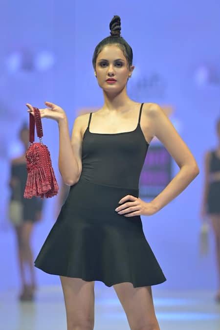 Shop Nayaab By Sonia Red Beads, Tassels Beaded Potli Bag at Aza Fashions Shop_Nayaab By Sonia_Red Beads, Tassels Beaded Potli Bag _at_Aza_Fashions