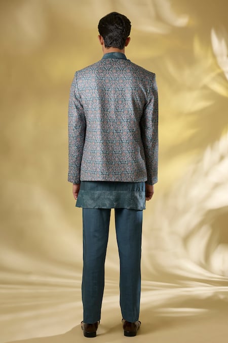 Rabani & Rakha Teal Green Thread Work Kurta Set 