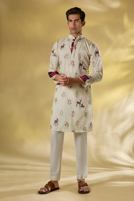 Rabani & Rakha Cream Silk Thread Zari Kurta Set 