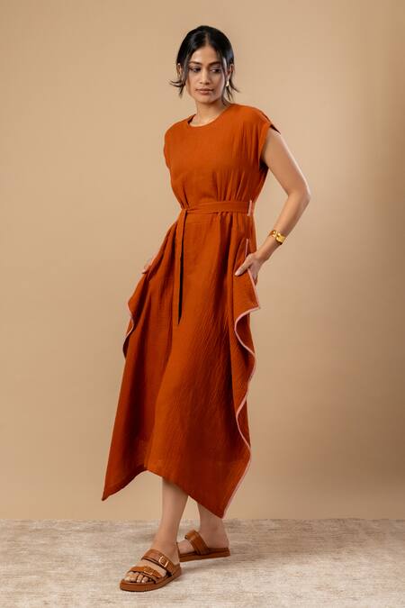 Doodlage Rust Cotton Round Neck Orange Organic Dress With Belt at Aza Fashions Doodlage_Rust Cotton Round Neck Orange Organic Dress With Belt _at_Aza_Fashions