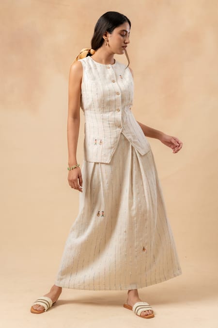 Doodlage Beige Embroidery Round Neck Handwoven Waistcoat And Skirt Set