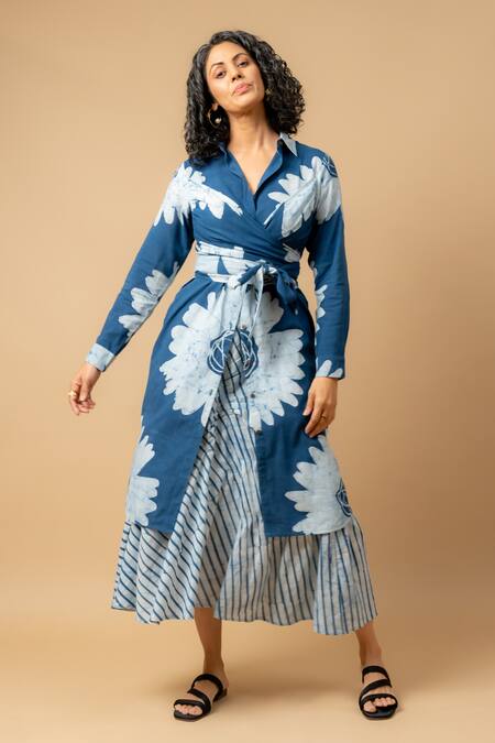 Buy_Doodlage_Blue Cotton Collared Floral Print Wrap Dress _Online_at_Aza_Fashions