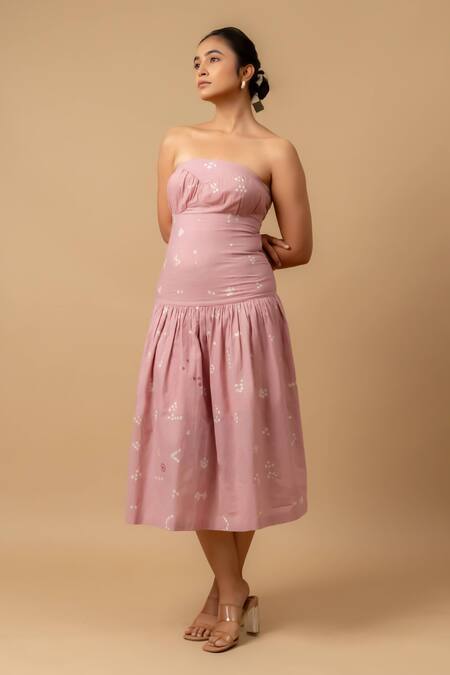 Doodlage_Pink Embroidery Off-shoulder Bandhani Strapless Dress _Online_at_Aza_Fashions