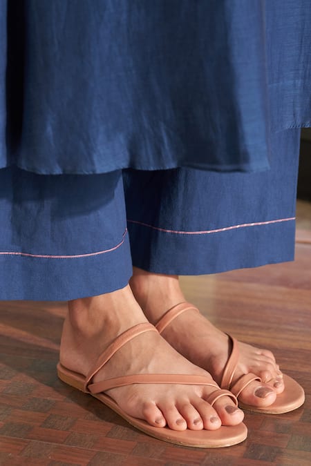 Vaayu Blue Muslin Applique Split V-neck Ocean Co-ord Set Online at Aza Fashions Vaayu_Blue Muslin Applique Split V-neck Ocean Co-ord Set_Online_at_Aza_Fashions