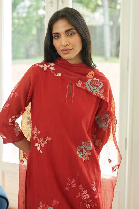 Shop Vaayu Orange Muslin, Cotton Embroidery, Applique Round Neck Kurta Pant Set Online at Aza Fashions Shop_Vaayu_Orange Muslin, Cotton Embroidery, Applique Round Neck Kurta Pant Set _Online_at_Aza_Fashions