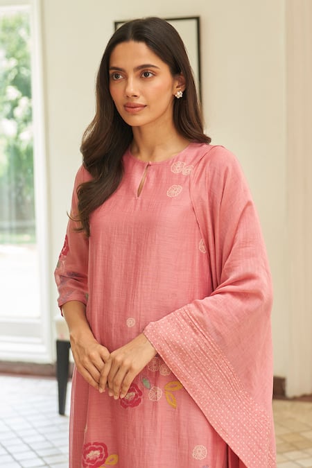 Shop_Vaayu_Pink Muslin, Cotton Embroidery Keyhole Neck Peony Applique Kurta Pant Set _Online_at_Aza_Fashions