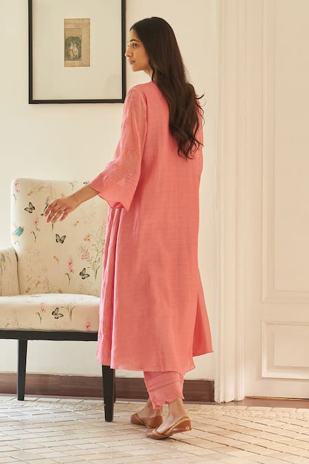 Shop Vaayu Pink Muslin, Cotton Embroidery Keyhole Neck Thread Work Kurta And Pant Set at Aza Fashions Shop_Vaayu_Pink Muslin, Cotton Embroidery Keyhole Neck Thread Work Kurta And Pant Set _at_Aza_Fashions