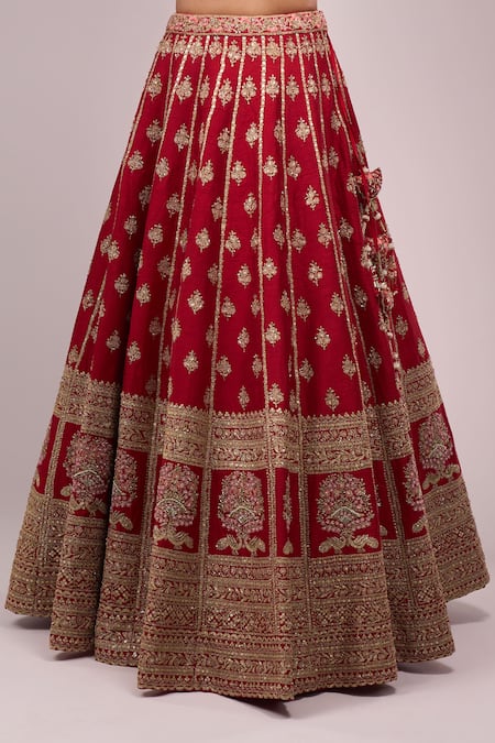 Buy_Azeera_Red Embroidery Round Neck Lehenga Set 