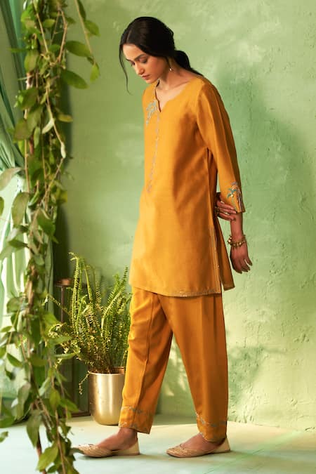 Shop Charkhee Mustard Chanderi, Voile, Cotton Satin, Organza Embroidery Yellow Kurta Set Online at Aza Fashions Shop_Charkhee_Mustard Chanderi, Voile, Cotton Satin, Organza Embroidery Yellow Kurta Set _Online_at_Aza_Fashions