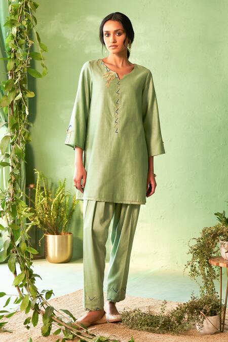 Shop_Charkhee_Green Chanderi, Voile, Cotton Satin, Organza Embroidery V-neck Tea Kurta Set _Online_at_Aza_Fashions