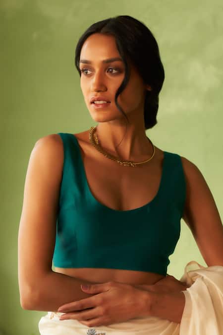 Charkhee_White Chanderi Embroidery Round Neck Designer Saree Set _Online_at_Aza_Fashions