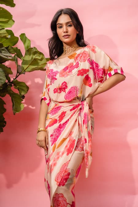 Meher By Islie Pink Crepe Round Neck Printed Dress With Slip Online at Aza Fashions Meher By Islie_Pink Crepe Round Neck Printed Dress With Slip _Online_at_Aza_Fashions