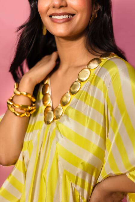 Shop_Meher By Islie_Yellow Crepe V-neck Printed Kurta Set _Online_at_Aza_Fashions