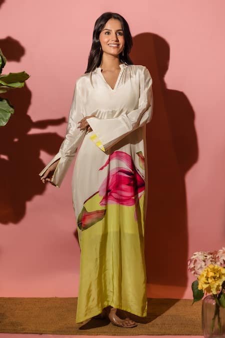 Meher By Islie White Crepe V-neck Printed Natural Dress With Slip 