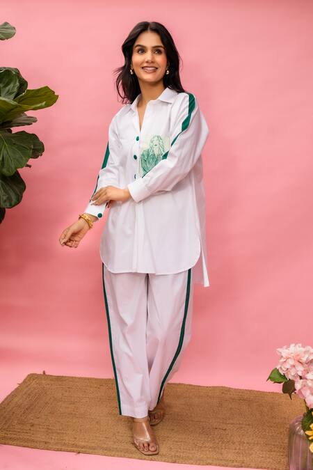 Meher By Islie_White Crepe Collared Hand Painted Pant Set _at_Aza_Fashions