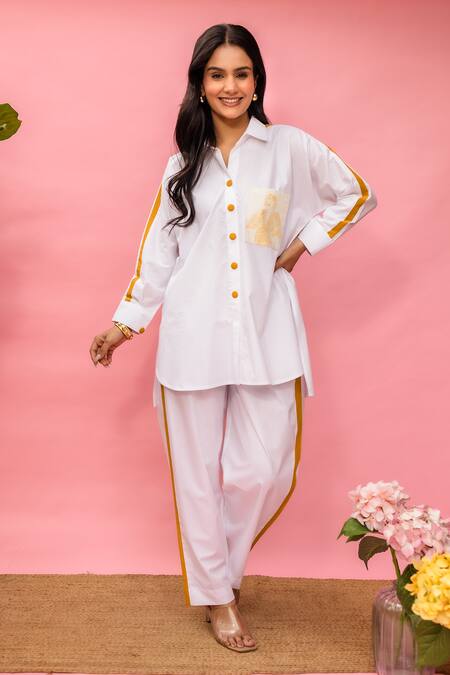 Meher By Islie_White Crepe Collared Hand Painted Pant Set _at_Aza_Fashions