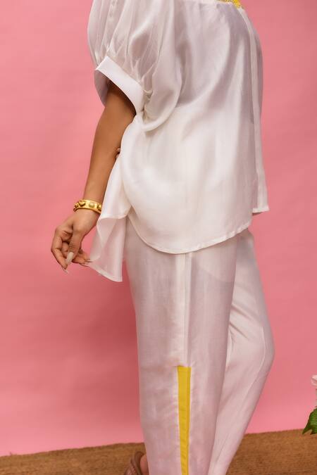 Meher By Islie_White Crepe Embroidery Collared, Round Neck Printed Pant Set With Bustier _Online_at_Aza_Fashions