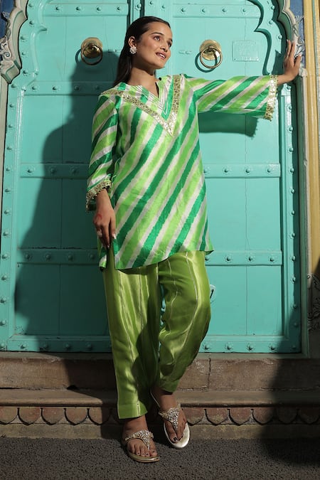 Meher By Islie Green Georgette, Shantoon Embroidery Round Neck Hand Kurta And Salwar Set 