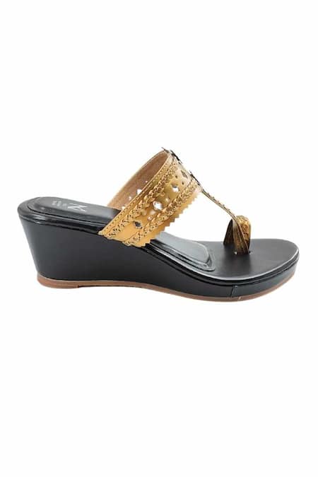 Shop_The Madras Trunk_Black Dual Tone Haiku Wedges _Online_at_Aza_Fashions