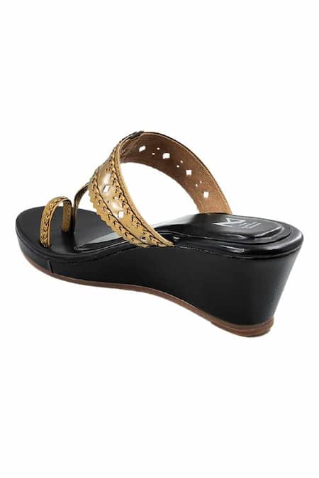 The Madras Trunk_Black Dual Tone Haiku Wedges _at_Aza_Fashions