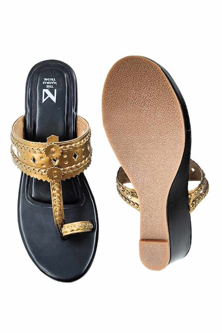 Shop_The Madras Trunk_Black Dual Tone Haiku Wedges 