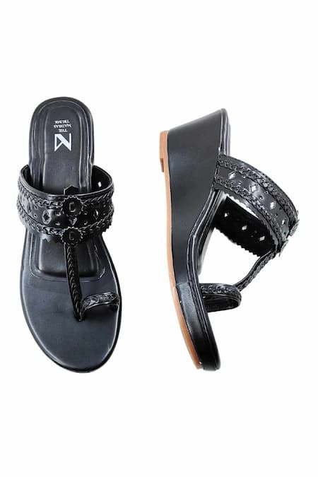 Shop_The Madras Trunk_Black Haiku Wedges Rang 
