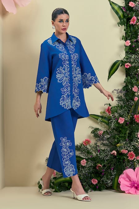 Buy_Origani_Blue Linen Embroidery Collared Thread Shirt 