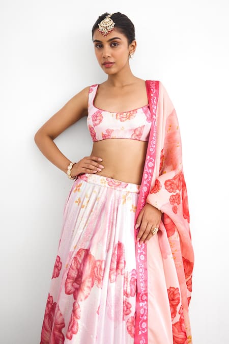 Buy_SHASHA GABA_Pink Georgette Sequins Square Neck Blush Bloom Lehenga Set 