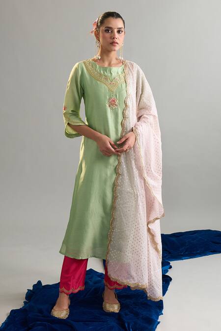 Shop Anantaa By Roohi X AZA Green Silk, Chanderi Sequins, Embroidery Round Neck Floral Kurta And Pant Set Online at Aza Fashions Shop_Anantaa By Roohi X AZA_Green Silk, Chanderi Sequins, Embroidery Round Neck Floral Kurta And Pant Set _Online_at_Aza_Fashions