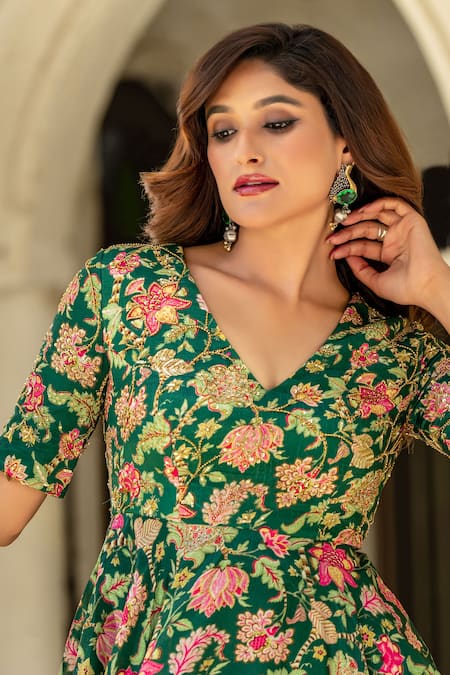 Damoiselle_Emerald Green Chinon, Silk Embroidery V-neck Royal Lotus Peplum Set _at_Aza_Fashions