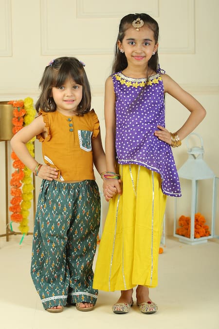 Buy Pankhuri By Priyanka Yellow Cotton Top And Green Straight Pant Set Online at Aza Fashions Buy_Pankhuri By Priyanka_Yellow Cotton Top And Green Straight Pant Set _Online_at_Aza_Fashions