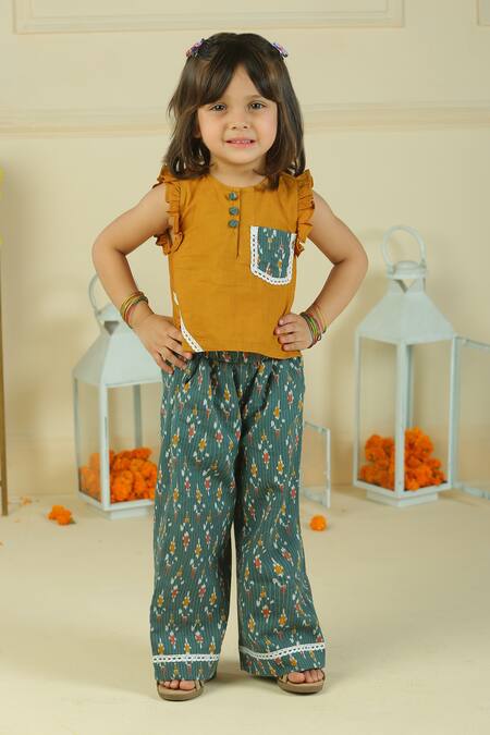 Shop Pankhuri By Priyanka Yellow Cotton Top And Green Straight Pant Set Online at Aza Fashions Shop_Pankhuri By Priyanka_Yellow Cotton Top And Green Straight Pant Set _Online_at_Aza_Fashions