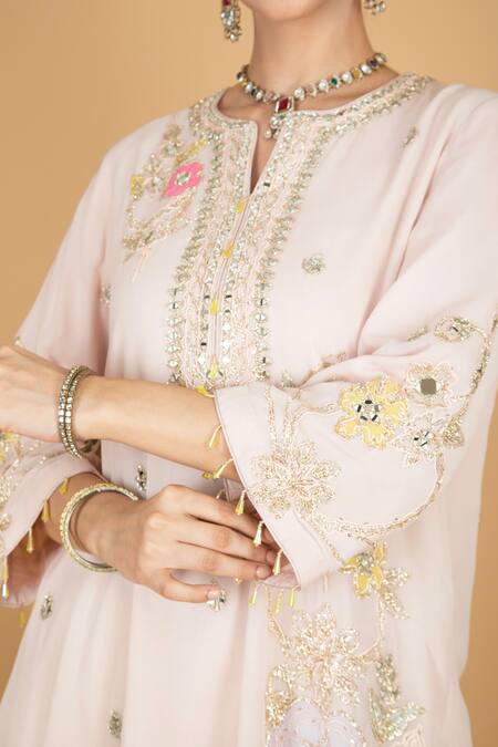 Tanu Malhotra Pink Georgette, Modal, Silk, Organza Embroidery Round Neck Kurta Set at Aza Fashions Tanu Malhotra_Pink Georgette, Modal, Silk, Organza Embroidery Round Neck Kurta Set _at_Aza_Fashions
